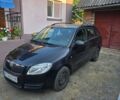 Черный Шкода Фабия, объемом двигателя 1.39 л и пробегом 216 тыс. км за 5600 $, фото 1 на Automoto.ua