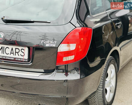 Черный Шкода Фабия, объемом двигателя 1.4 л и пробегом 175 тыс. км за 6300 $, фото 11 на Automoto.ua