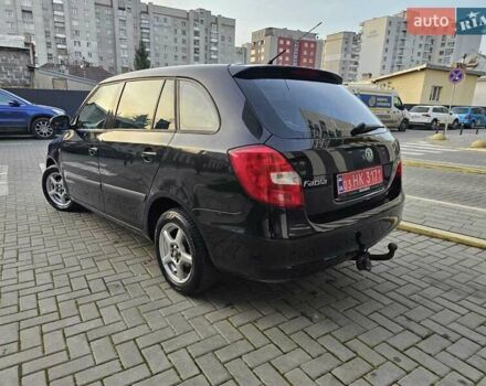 Черный Шкода Фабия, объемом двигателя 1.6 л и пробегом 163 тыс. км за 7700 $, фото 4 на Automoto.ua