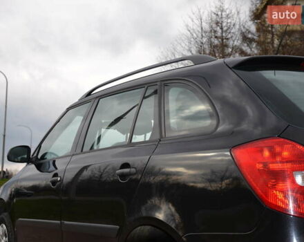 Черный Шкода Фабия, объемом двигателя 1.2 л и пробегом 190 тыс. км за 4700 $, фото 23 на Automoto.ua