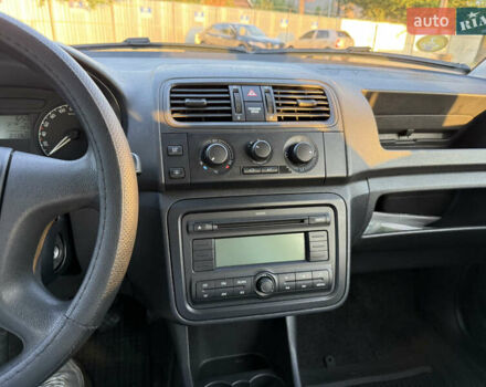 Чорний Шкода Фабія, об'ємом двигуна 1.39 л та пробігом 212 тис. км за 5100 $, фото 24 на Automoto.ua