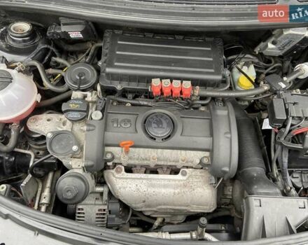 Черный Шкода Фабия, объемом двигателя 1.6 л и пробегом 192 тыс. км за 5800 $, фото 14 на Automoto.ua