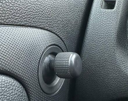 Черный Шкода Фабия, объемом двигателя 1.39 л и пробегом 172 тыс. км за 5999 $, фото 37 на Automoto.ua