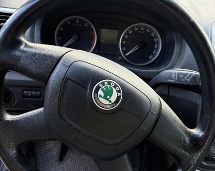 Черный Шкода Фабия, объемом двигателя 1.2 л и пробегом 264 тыс. км за 4250 $, фото 12 на Automoto.ua