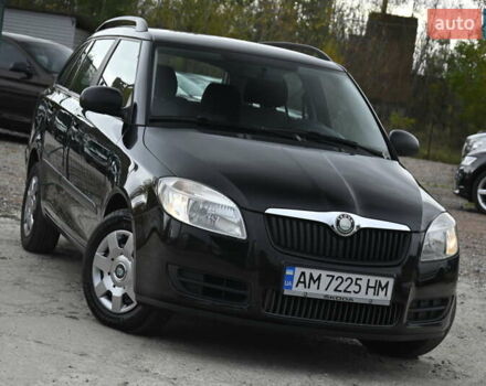 Шкода Фабия 2009 в Бердичеве на Automoto.ua Черный Шкода Фабия, объемом двигателя 1.39 л и пробегом 205 тыс. км за 5600 $, фото 3 на Automoto.ua