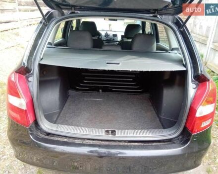 Черный Шкода Фабия, объемом двигателя 1.2 л и пробегом 192 тыс. км за 4250 $, фото 9 на Automoto.ua