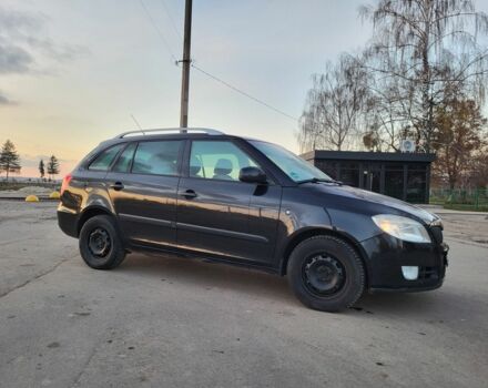 Чорний Шкода Фабія, об'ємом двигуна 1.4 л та пробігом 330 тис. км за 4200 $, фото 4 на Automoto.ua