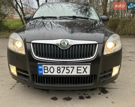 Черный Шкода Фабия, объемом двигателя 1.39 л и пробегом 202 тыс. км за 5750 $, фото 11 на Automoto.ua