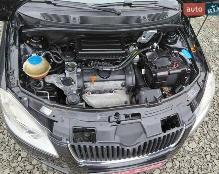 Чорний Шкода Фабія, об'ємом двигуна 1.6 л та пробігом 207 тис. км за 5950 $, фото 12 на Automoto.ua