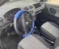 Черный Шкода Фабия, объемом двигателя 1.4 л и пробегом 230 тыс. км за 5700 $, фото 4 на Automoto.ua