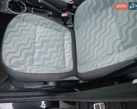 Черный Шкода Фабия, объемом двигателя 1.4 л и пробегом 205 тыс. км за 5999 $, фото 7 на Automoto.ua