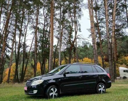 Черный Шкода Фабия, объемом двигателя 1.6 л и пробегом 212 тыс. км за 6700 $, фото 5 на Automoto.ua