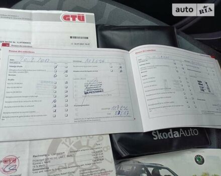 Черный Шкода Фабия, объемом двигателя 1.4 л и пробегом 142 тыс. км за 5450 $, фото 56 на Automoto.ua