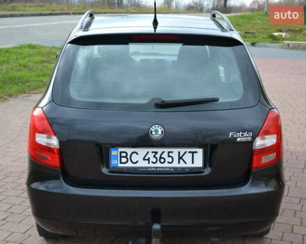 Черный Шкода Фабия, объемом двигателя 1.2 л и пробегом 190 тыс. км за 4700 $, фото 5 на Automoto.ua