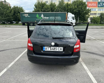 Черный Шкода Фабия, объемом двигателя 1.2 л и пробегом 220 тыс. км за 5390 $, фото 7 на Automoto.ua