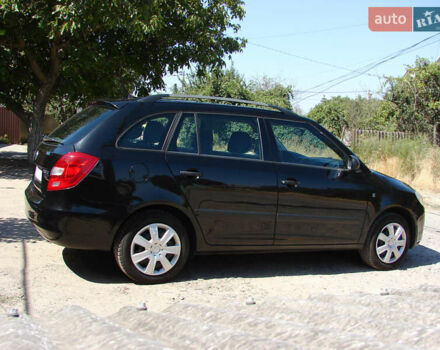 Черный Шкода Фабия, объемом двигателя 1.4 л и пробегом 190 тыс. км за 5500 $, фото 7 на Automoto.ua