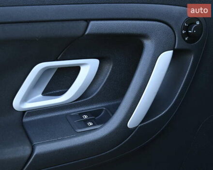 Черный Шкода Фабия, объемом двигателя 1.4 л и пробегом 235 тыс. км за 5800 $, фото 16 на Automoto.ua