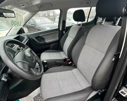 Чорний Шкода Фабія, об'ємом двигуна 1.2 л та пробігом 184 тис. км за 4600 $, фото 12 на Automoto.ua