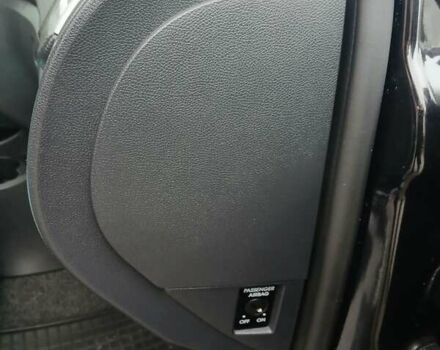 Черный Шкода Фабия, объемом двигателя 1.4 л и пробегом 194 тыс. км за 5500 $, фото 7 на Automoto.ua