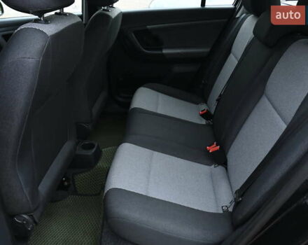 Черный Шкода Фабия, объемом двигателя 1.39 л и пробегом 205 тыс. км за 5499 $, фото 26 на Automoto.ua