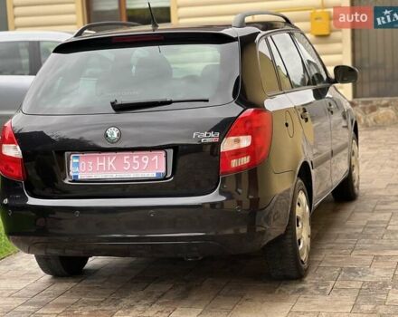 Черный Шкода Фабия, объемом двигателя 1.6 л и пробегом 216 тыс. км за 5900 $, фото 3 на Automoto.ua