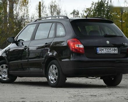 Черный Шкода Фабия, объемом двигателя 1.4 л и пробегом 205 тыс. км за 5600 $, фото 11 на Automoto.ua
