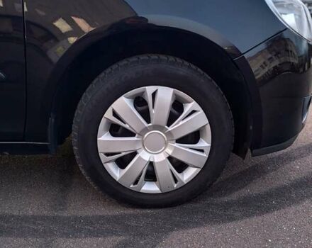 Черный Шкода Фабия, объемом двигателя 1.4 л и пробегом 197 тыс. км за 5800 $, фото 15 на Automoto.ua