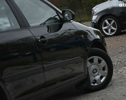 Черный Шкода Фабия, объемом двигателя 1.4 л и пробегом 205 тыс. км за 5600 $, фото 17 на Automoto.ua