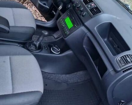 Черный Шкода Фабия, объемом двигателя 1.42 л и пробегом 248 тыс. км за 5000 $, фото 14 на Automoto.ua