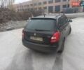 Черный Шкода Фабия, объемом двигателя 1.6 л и пробегом 211 тыс. км за 5500 $, фото 2 на Automoto.ua