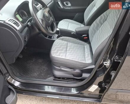 Чорний Шкода Фабія, об'ємом двигуна 1.4 л та пробігом 210 тис. км за 5999 $, фото 17 на Automoto.ua