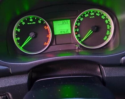 Черный Шкода Фабия, объемом двигателя 1.4 л и пробегом 197 тыс. км за 5800 $, фото 26 на Automoto.ua