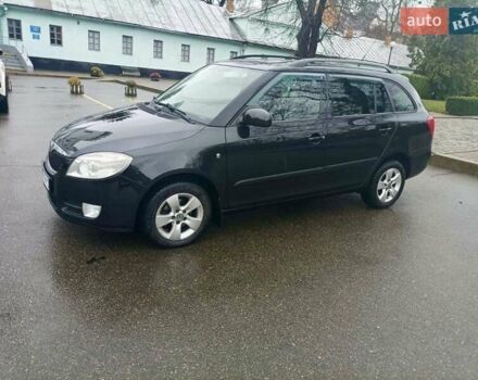 Черный Шкода Фабия, объемом двигателя 1.6 л и пробегом 192 тыс. км за 5800 $, фото 1 на Automoto.ua