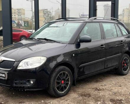Черный Шкода Фабия, объемом двигателя 0 л и пробегом 124 тыс. км за 4990 $, фото 3 на Automoto.ua
