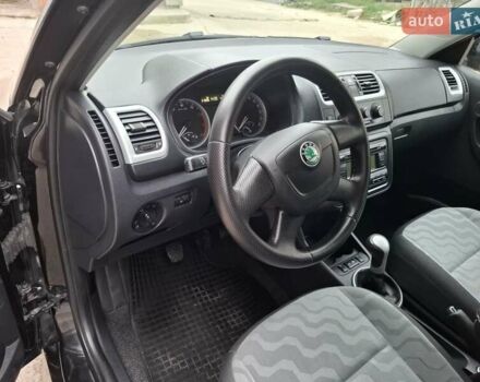 Чорний Шкода Фабія, об'ємом двигуна 1.4 л та пробігом 210 тис. км за 5999 $, фото 16 на Automoto.ua