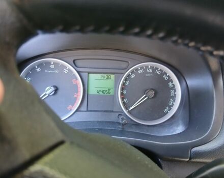 Черный Шкода Фабия, объемом двигателя 1.4 л и пробегом 124 тыс. км за 5400 $, фото 1 на Automoto.ua