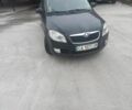 Черный Шкода Фабия, объемом двигателя 1.6 л и пробегом 211 тыс. км за 5500 $, фото 1 на Automoto.ua