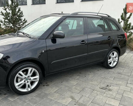 Черный Шкода Фабия, объемом двигателя 1.6 л и пробегом 205 тыс. км за 5800 $, фото 3 на Automoto.ua