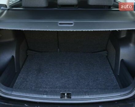 Черный Шкода Фабия, объемом двигателя 1.4 л и пробегом 235 тыс. км за 5800 $, фото 35 на Automoto.ua