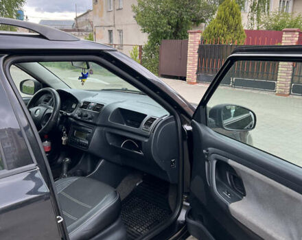 Чорний Шкода Фабія, об'ємом двигуна 1.2 л та пробігом 270 тис. км за 4600 $, фото 4 на Automoto.ua