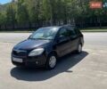 Черный Шкода Фабия, объемом двигателя 1.39 л и пробегом 220 тыс. км за 5900 $, фото 1 на Automoto.ua