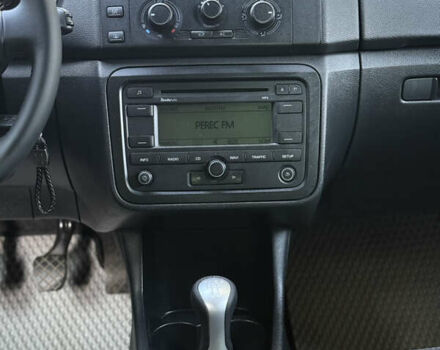 Чорний Шкода Фабія, об'ємом двигуна 1.6 л та пробігом 193 тис. км за 6200 $, фото 20 на Automoto.ua