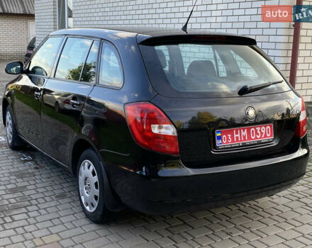 Черный Шкода Фабия, объемом двигателя 1.4 л и пробегом 295 тыс. км за 4350 $, фото 9 на Automoto.ua
