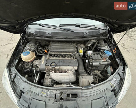 Черный Шкода Фабия, объемом двигателя 1.39 л и пробегом 202 тыс. км за 5750 $, фото 30 на Automoto.ua