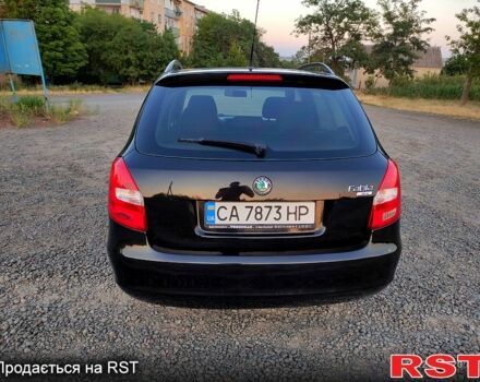 Черный Шкода Фабия, объемом двигателя 1.4 л и пробегом 250 тыс. км за 4900 $, фото 7 на Automoto.ua