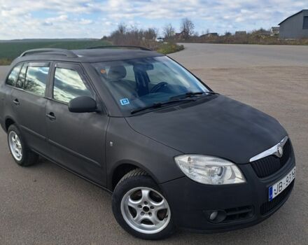 Черный Шкода Фабия, объемом двигателя 0 л и пробегом 400 тыс. км за 2550 $, фото 2 на Automoto.ua