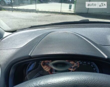 Черный Шкода Фабия, объемом двигателя 1.4 л и пробегом 142 тыс. км за 5450 $, фото 28 на Automoto.ua