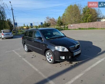 Черный Шкода Фабия, объемом двигателя 1.39 л и пробегом 239 тыс. км за 5900 $, фото 5 на Automoto.ua