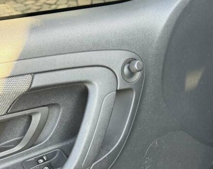 Чорний Шкода Фабія, об'ємом двигуна 1.2 л та пробігом 257 тис. км за 4400 $, фото 19 на Automoto.ua