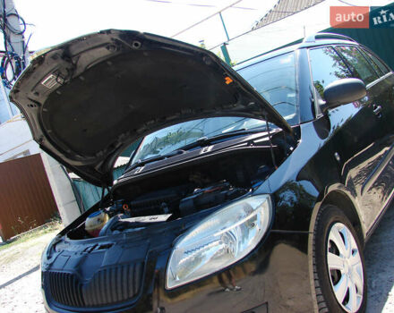 Черный Шкода Фабия, объемом двигателя 1.4 л и пробегом 190 тыс. км за 5500 $, фото 18 на Automoto.ua